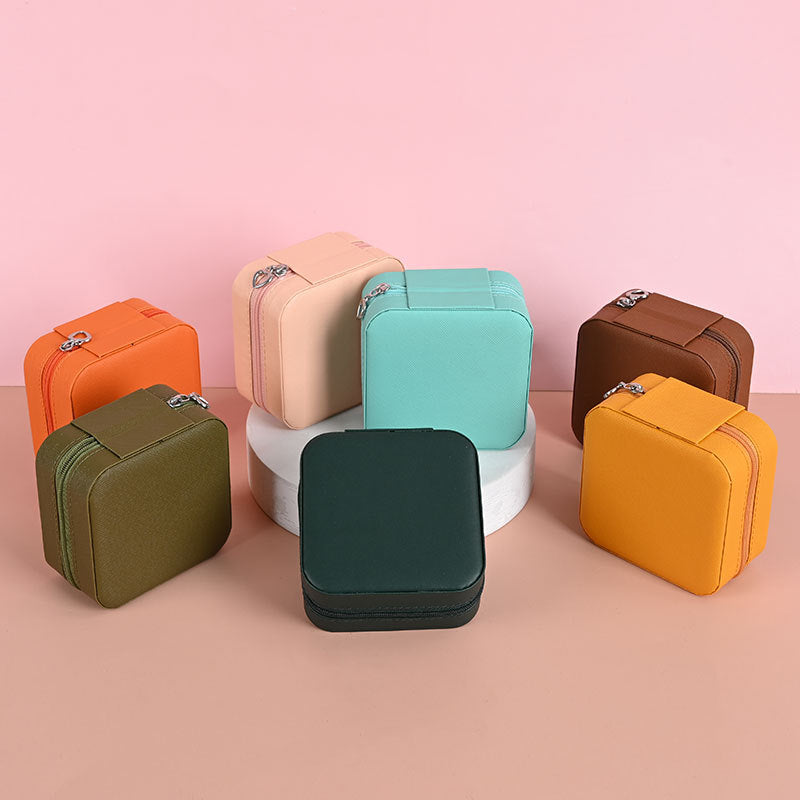 Retro Jewelry Case