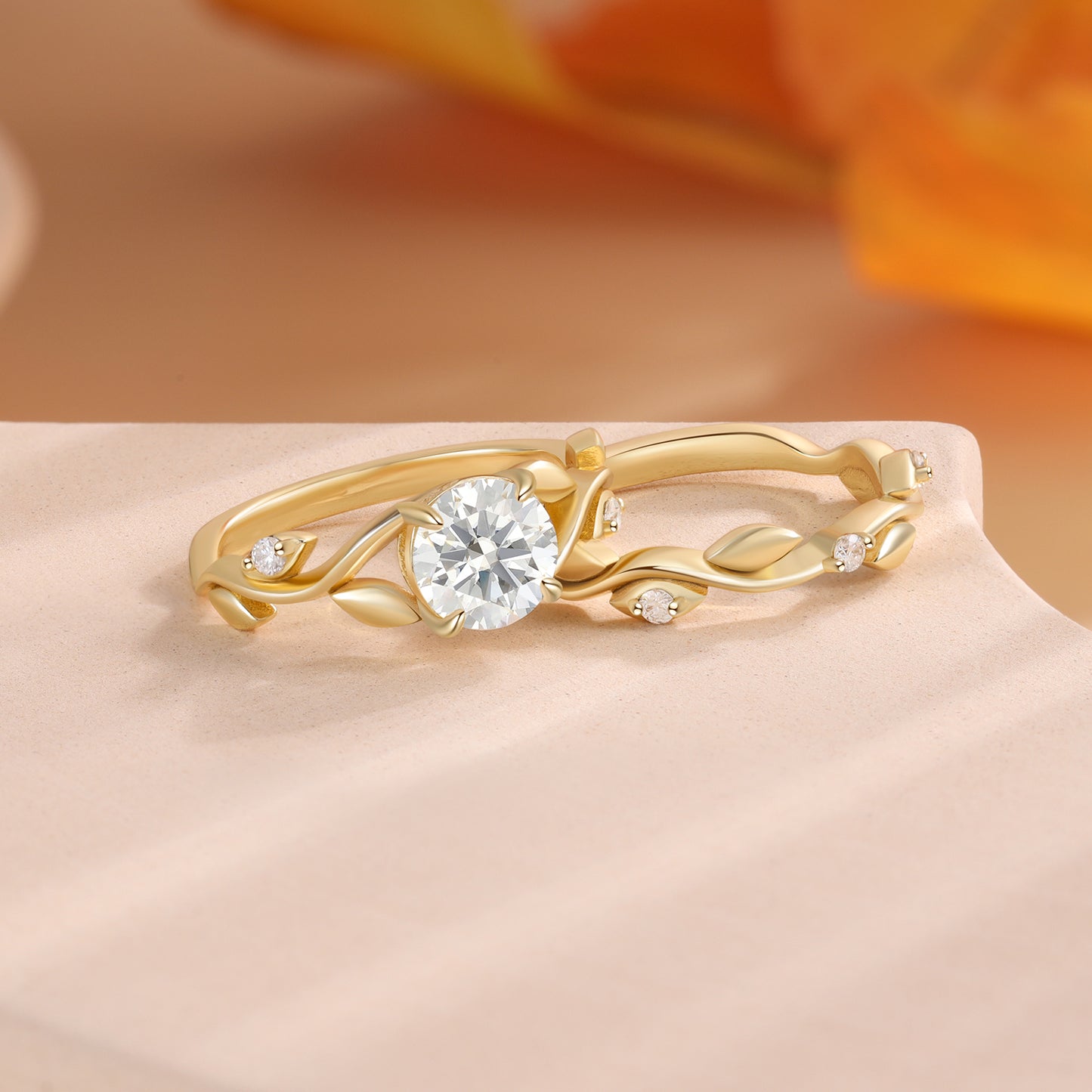 18K Moissanite Engagement Ring