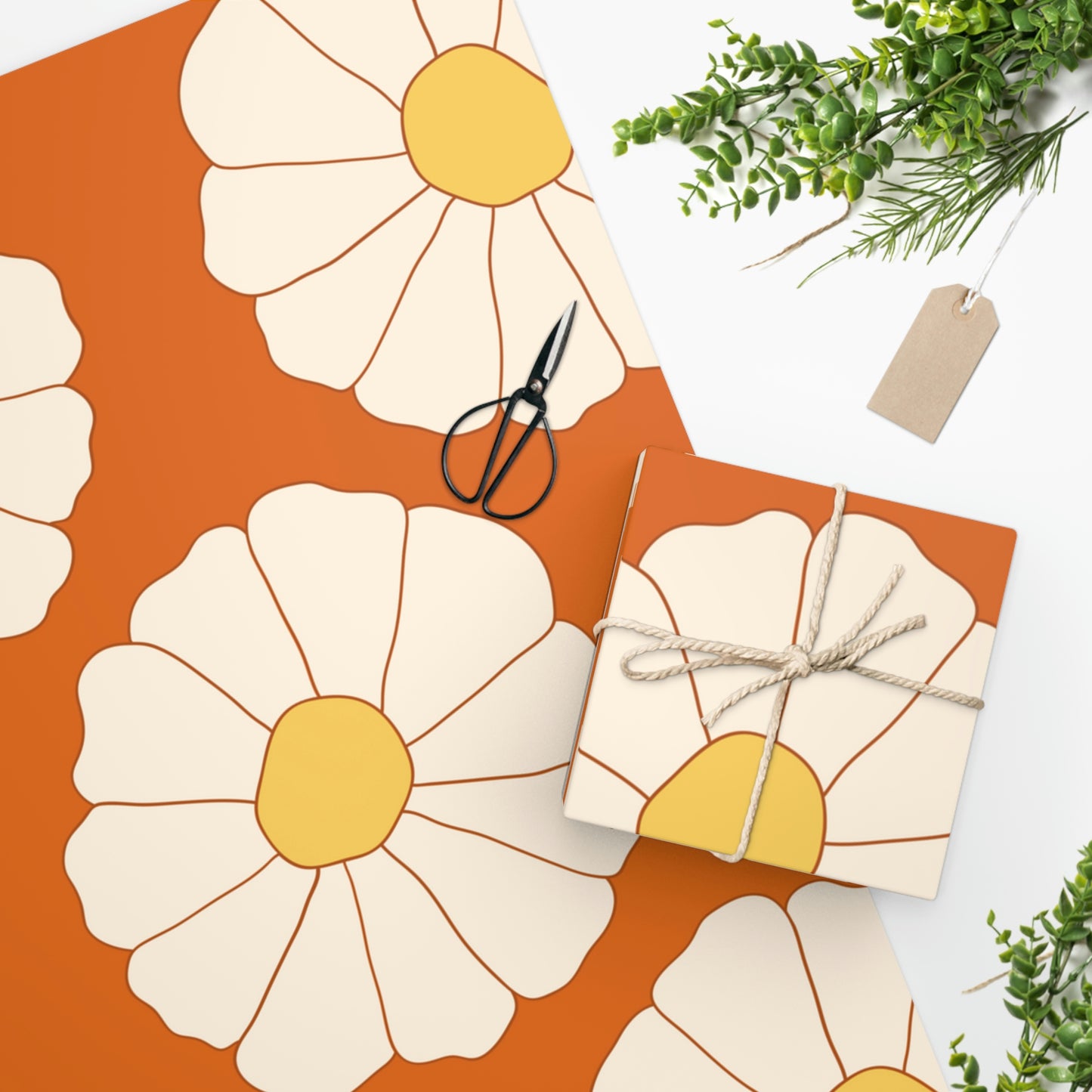 Retro Daisy Pattern Wrapping Paper