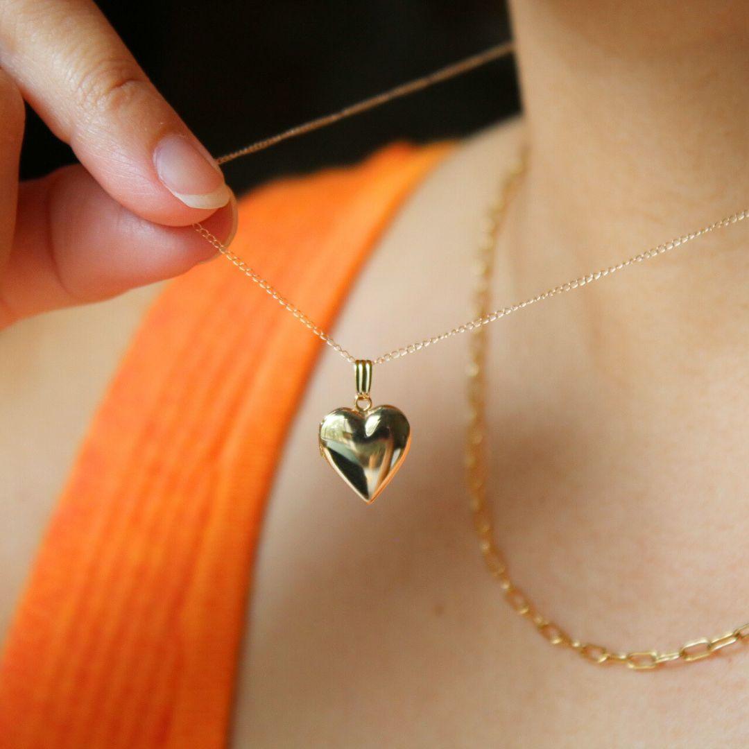 Birth Flower Heart Locket - Elisha Marie Jewelry